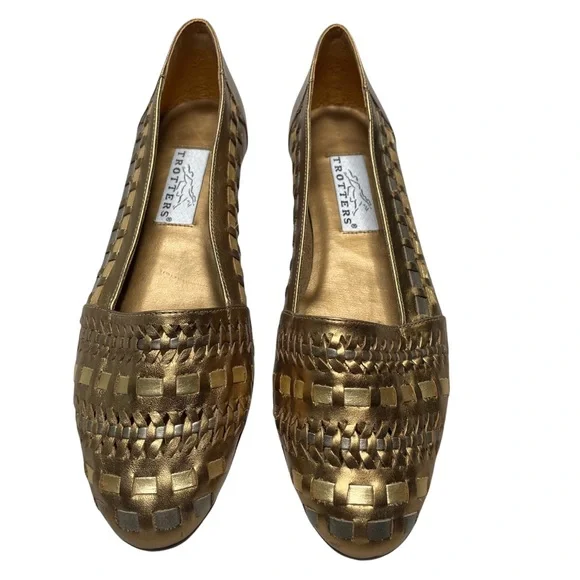 Trotters Shoes | Trotters Avanti Flats Golden Size 7 1/2 N - Picture 1 of 7